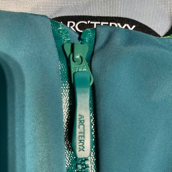 ARC'TERYX x BEAMS Beta Jacket Color Block Hardshell Jacket Sz L - Picture 5 of 9